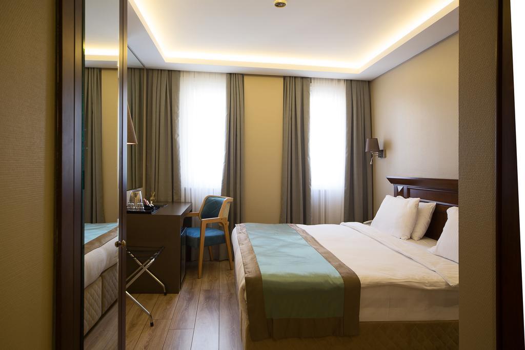Semsan Hotel Istanboel Buitenkant foto