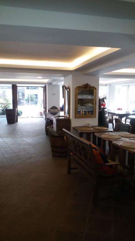 Semsan Hotel Istanboel Buitenkant foto